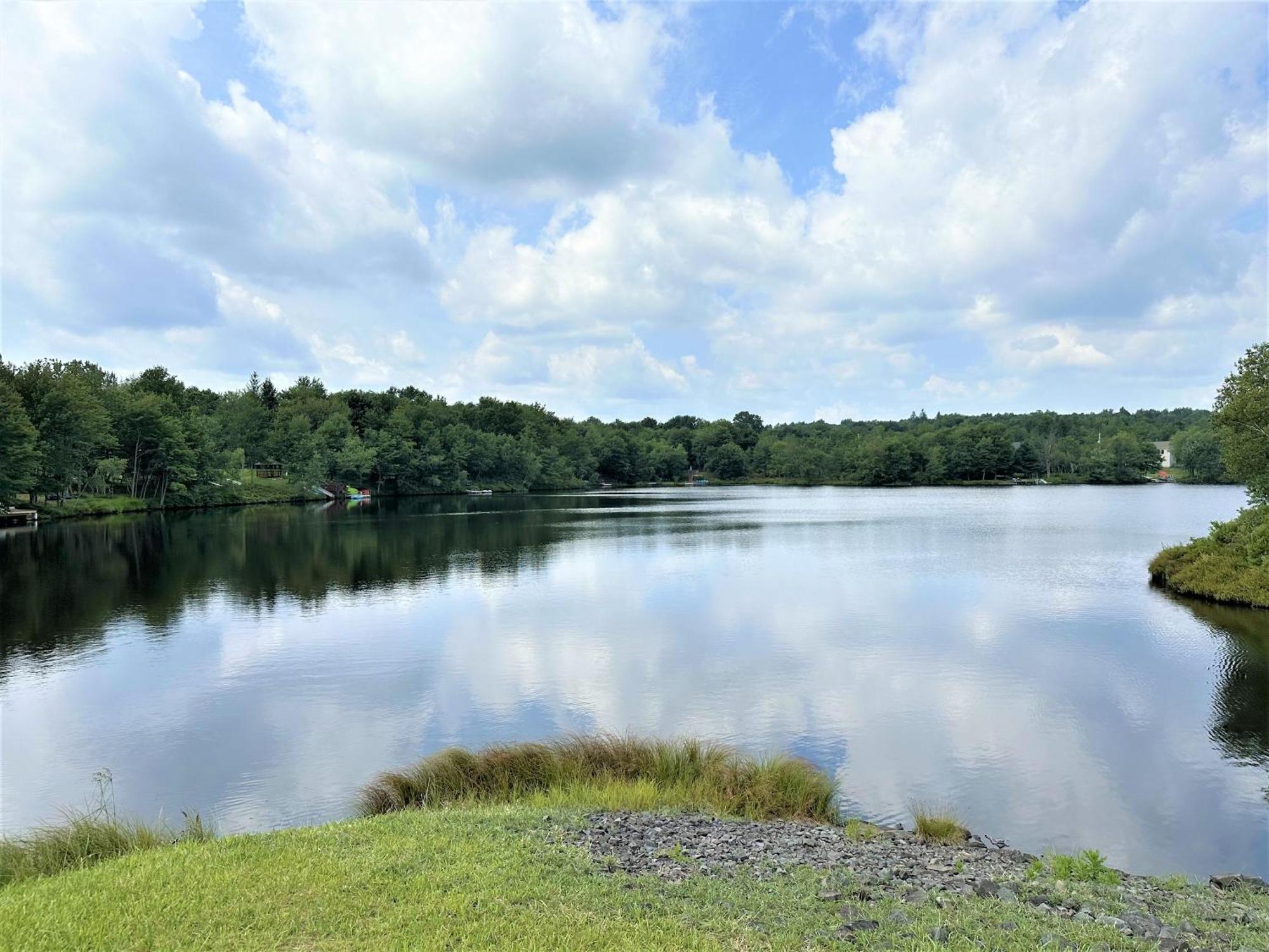 Lakehouse *Hottub*Jacuzzi*Firepit*Bbq*Pool Long Pond 外观 照片